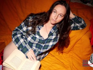 MILF Grilfriend Cerise Reads While Needing Solo Pleasure (It's hard! Respect to you ladies who can!)