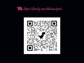 Girl touches herself dirty on camera