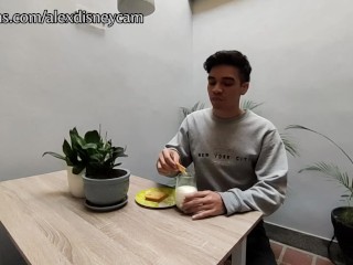 Alex food fetish, get horny taking hes break on the dining room