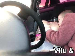 Girl caught Guy is Masturbating in Car...