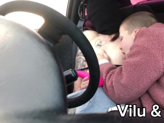 Girl caught Guy is Masturbating in Car...