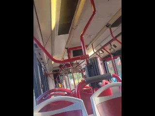 Avventure sull'autobus - Mi sego in pubblico sul bus (Parte prima)