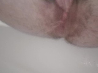 Trans guy Masterbating and squirting