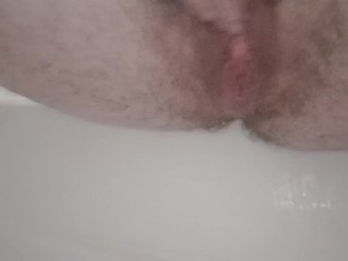 Trans guy Masterbating and squirting