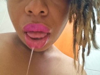 Ebony milf feels very naughty and wants to have a big cock between her lips