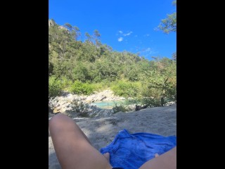 Sport at the park - open her thighs