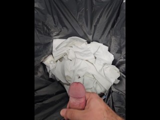 Jerking off and cuming on my ex, the trash bag.