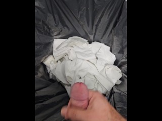 Jerking off and cuming on my ex, the trash bag.