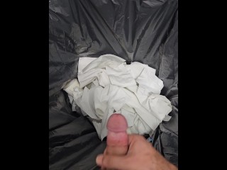 Jerking off and cuming on my ex, the trash bag.