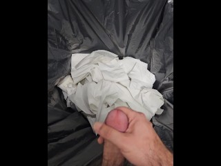 Jerking off and cuming on my ex, the trash bag.