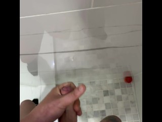 My first amateur home video pulling me in the bathroom