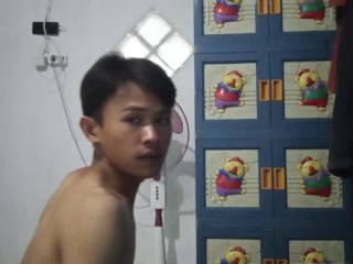 I'm hot from fucking, I want to take a shower first