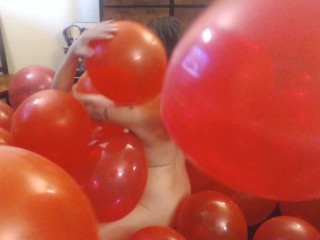 Big Bundle Of 100 Red Balloons Nude