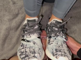 Christmas gift = Adidas shoejob! Fuck my shoes and cum all over them (OnlyFans link in bio!)