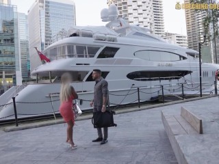 Hot Blonde British PAWG Fucks A Stranger She Just Met For A Million Dollars