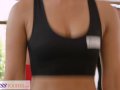 FitnessRooms Sweaty cleavage in a room full of yoga babes