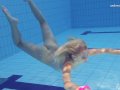 Hot Elena shows what she can do under water