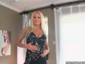 MILF Diana Doll gives sloppy blowjob